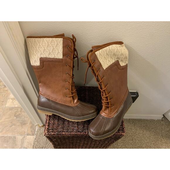 Reila Women's Lace-Up Duck Boots Size 8.5 Brown Faux Leather Knit Upper Rubber - Picture 7 of 9